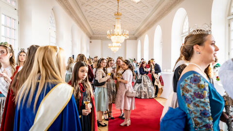 Mehrere Hoheiten im Schloss Biebrich